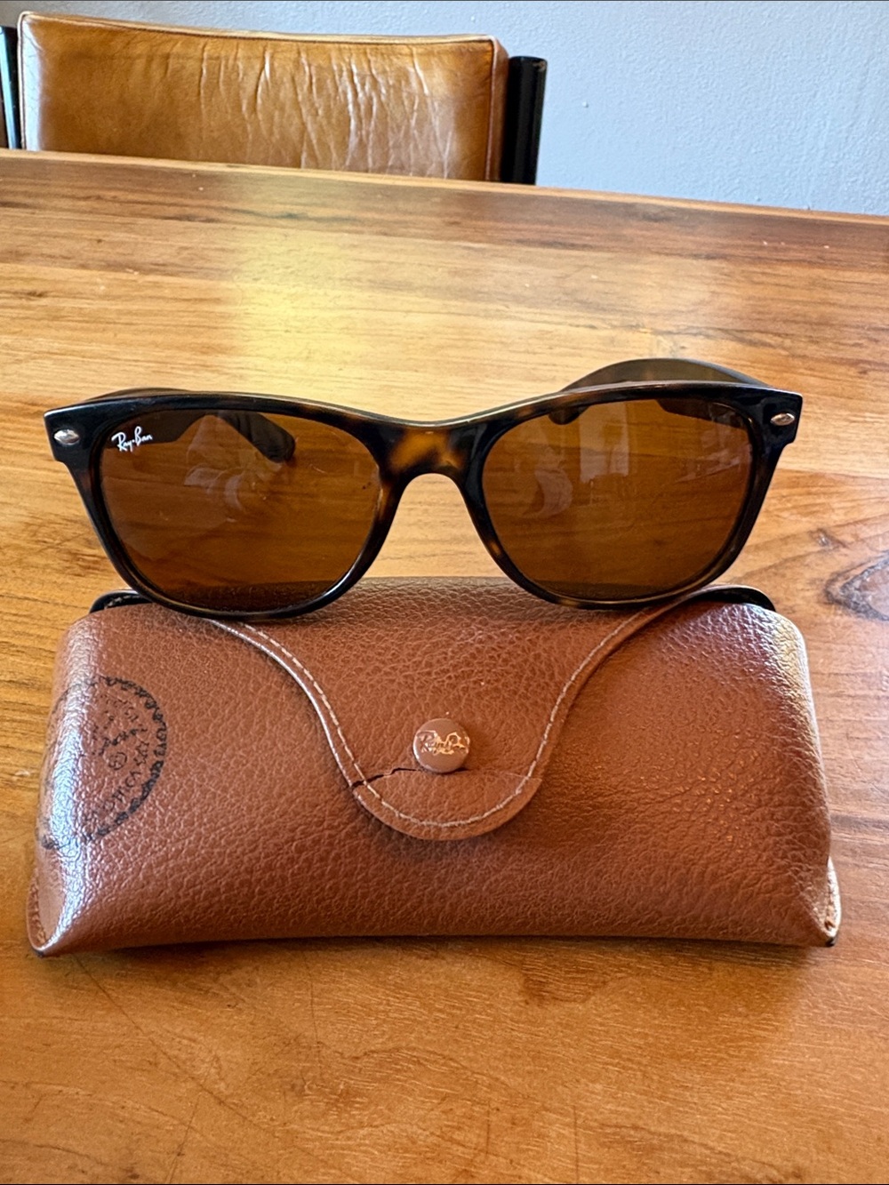Ray-Ban New Wayfarer Tortoiseshell Sunglasses with Brown Lenses